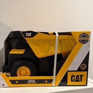 Caterpillar Steel Dump Truck - Yellow and Black